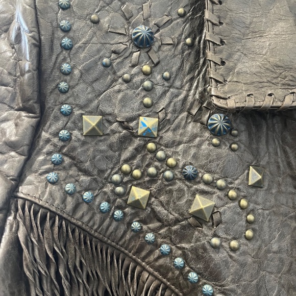 Leather fringe jacket - Picture 5 of 10